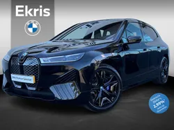 Saphirschwarz metallic (zwart metallic) Gebruikt 2024 BMW iX Comfort Edition SUV | € 82.900 (Iets duurder)