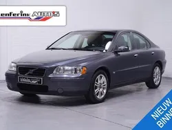Grijs Gebruikt 2005 Volvo S60 Momentum Sedan | € 2.850 (Eerlijke prijs)