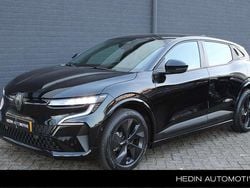 Noir etoile metallic Gebruikt 2024 Renault Megane E-Tech Evolution Hatchback | € 28.880 (Eerlijke prijs)