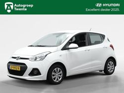 Wit Gebruikt 2016 Hyundai i10 Comfort Hatchback | € 8.745 (Eerlijke prijs)