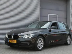 Zwart Gebruikt 2016 BMW 320 Executive Stationwagen | € 12.999 (Goede deal)