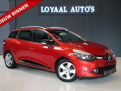 Rood Gebruikt 2014 Renault Clio GrandTour Expression Stationwagen | € 6.999 (Eerlijke prijs)