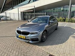 Grijs Gebruikt 2017 BMW 530 Sedan | € 26.500 (Eerlijke prijs)