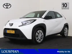 Wit Gebruikt 2024 Toyota Aygo Play Hatchback | € 17.245 (Goede deal)
