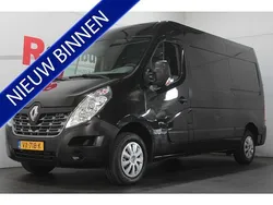 Zwart Gebruikt 2016 Renault Master Van | € 9.945 (Goede deal)