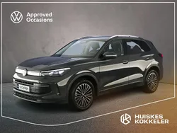 Grijs Gebruikt 2024 VW Tiguan Edition SUV | € 44.900 (Goede deal)