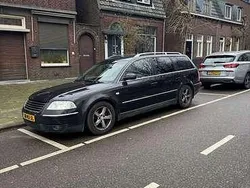 Zwart Gebruikt 2003 VW Passat Stationwagen | € 1.250 (Eerlijke prijs)