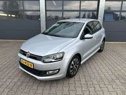 Grijs Gebruikt 2016 VW Polo Hatchback | € 10.835 (Iets duurder)