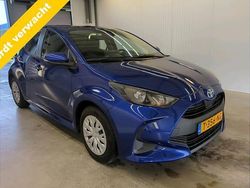 Blauw Gebruikt 2023 Toyota Yaris Active Hatchback | € 20.999 (Eerlijke prijs)