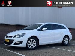 Wit Gebruikt 2016 Opel Astra Stationwagen | € 11.950 (Iets duurder)