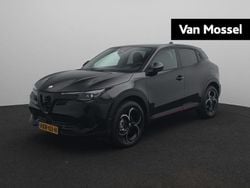 Zwart Gebruikt 2025 Alfa Romeo Junior Edizione Speciale SUV | € 32.900 (Super prijs)