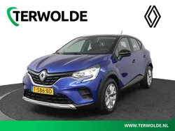 Bleu iron / noir étoilé Gebruikt 2023 Renault Captur Evolution SUV | € 19.445 (Goede deal)