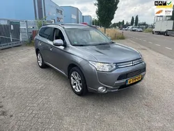 Grijs Gebruikt 2014 Mitsubishi Outlander Instyle SUV | € 7.500 (Eerlijke prijs)
