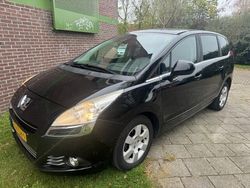 Zwart Gebruikt 2012 Peugeot 5008 MPV | € 3.245 (Duur)
