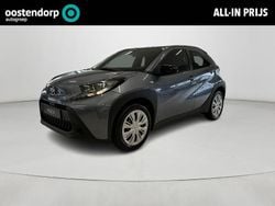 Grijs Gebruikt 2025 Toyota Aygo X Play SUV | € 20.945