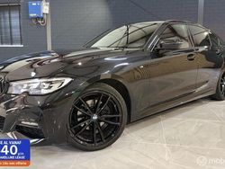 Zwart Gebruikt 2019 BMW 320 Executive Sedan | € 26.450 (Eerlijke prijs)