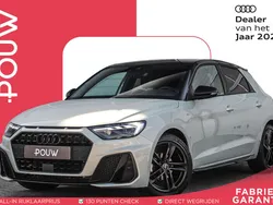 Grijs Gebruikt 2023 Audi A1 Sportback S-Line Hatchback | € 29.900 (Iets duurder)