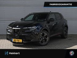 Zwart Nieuw 2025 Alfa Romeo Junior Edizione Speciale SUV | € 41.030 (Eerlijke prijs)