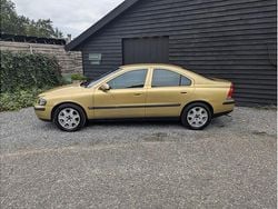 Geel Gebruikt 2001 Volvo S60 Sedan | € 4.250 (Duur)