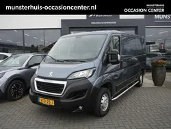 Grijs Gebruikt 2023 Peugeot Boxer Premium Van | € 18.450 (Eerlijke prijs)