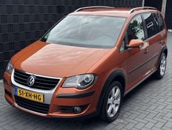 Oranje Gebruikt 2007 VW Touran Cross MPV | € 6.450