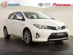Wit Gebruikt 2014 Toyota Auris Hybrid Executive Hatchback | € 12.499 (Eerlijke prijs)