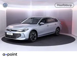 Zilver Nieuw 2024 VW Passat Business Stationwagen | € 57.995 (Iets duurder)