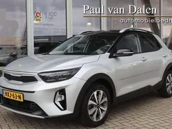 Grijs Gebruikt 2022 Kia Stonic SUV | € 15.900