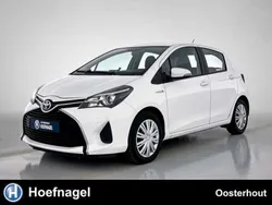 Wit Gebruikt 2016 Toyota Yaris Hybrid Hatchback | € 13.450 (Eerlijke prijs)