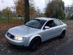 Grijs Gebruikt 2001 Audi A4 Sedan | € 999 (Eerlijke prijs)