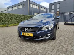 Blauw Gebruikt 2013 Volvo V60 Stationwagen | € 7.450 (Eerlijke prijs)