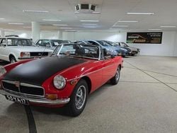 Rood Gebruikt 1973 MG B Cabriolet | € 13.950