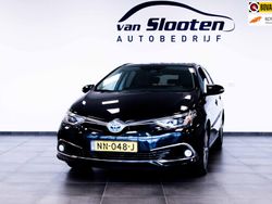 Zwart Gebruikt 2016 Toyota Auris Hybrid Business Edition Hatchback | € 13.950 (Eerlijke prijs)