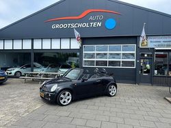 Zwart, metallic lak Gebruikt 2006 Mini One Cabriolet Cabriolet | € 3.950 (Eerlijke prijs)