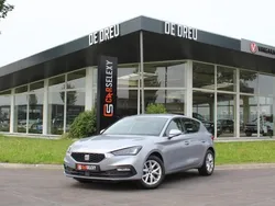 Zilver Gebruikt 2023 Seat Leon Business Hatchback | € 25.995 (Eerlijke prijs)