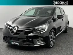 Noir étoilé (gne) Gebruikt 2023 Renault Clio V Evolution Hatchback | € 14.500 (Goede deal)