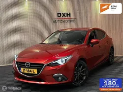 Rood Gebruikt 2016 Mazda 3 Hatchback | € 10.940 (Goede deal)
