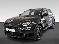 Zwart Nieuw 2025 Fiat 600 Urban SUV | € 29.950 (Eerlijke prijs)