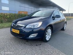 Blauw Gebruikt 2011 Opel Astra Cosmo Hatchback | € 4.450 (Eerlijke prijs)