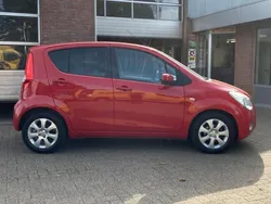 Rood Gebruikt 2008 Opel Agila Enjoy MPV | € 3.450 (Eerlijke prijs)