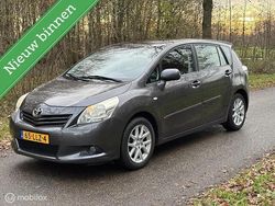 Grijs Gebruikt 2010 Toyota Verso MPV | € 3.950 (Super prijs)
