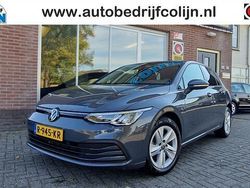 Grijs Gebruikt 2022 VW Golf VIII Life Hatchback | € 21.950 (Goede deal)