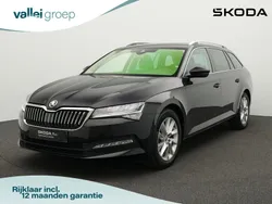 Zwart, metallic lak Gebruikt 2024 Skoda Superb Business Line Stationwagen | € 33.400 (Eerlijke prijs)