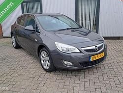 Grijs Gebruikt 2011 Opel Astra Edition Hatchback | € 3.950 (Goede deal)