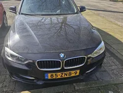 Zwart Gebruikt 2013 BMW 320 Sedan | € 3.500