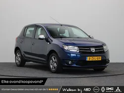 Blauw Gebruikt 2015 Dacia Sandero Anniversary Hatchback | € 8.440 (Eerlijke prijs)