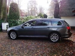Grijs Gebruikt 2016 VW Passat Highline Stationwagen | € 11.900 (Goede deal)