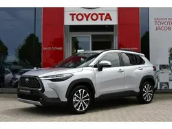 Zilver, metallic lak Gebruikt 2024 Toyota Corolla Cross Limited SUV | € 37.499 (Eerlijke prijs)