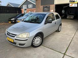Grijs Gebruikt 2005 Opel Corsa Hatchback | € 1.250 (Eerlijke prijs)