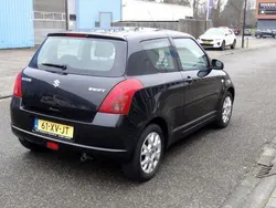 Zwart Gebruikt 2007 Suzuki Swift GLS Hatchback | € 2.950 (Eerlijke prijs)